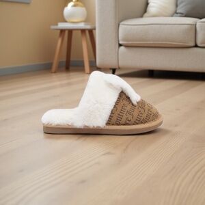 Juicy Couture Kaila Girls Slip-On Slippers